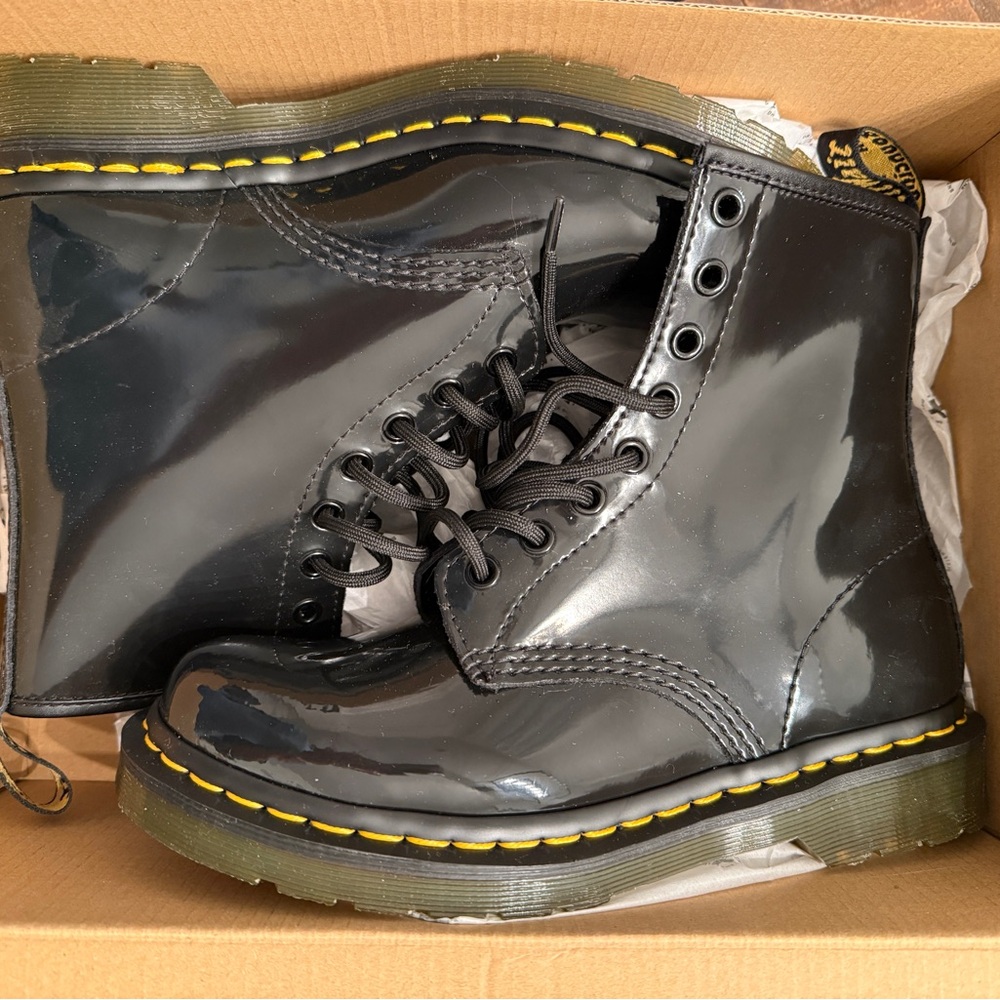 Dr.Martens 1460 black patent leather boots size 7